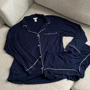 Eberjay navy blue (long sleeve top and short) set